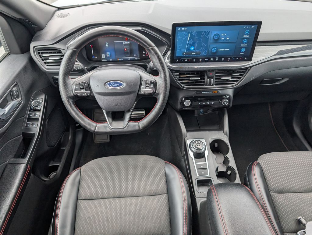 2023 Ford Escape ST-Line photo 10