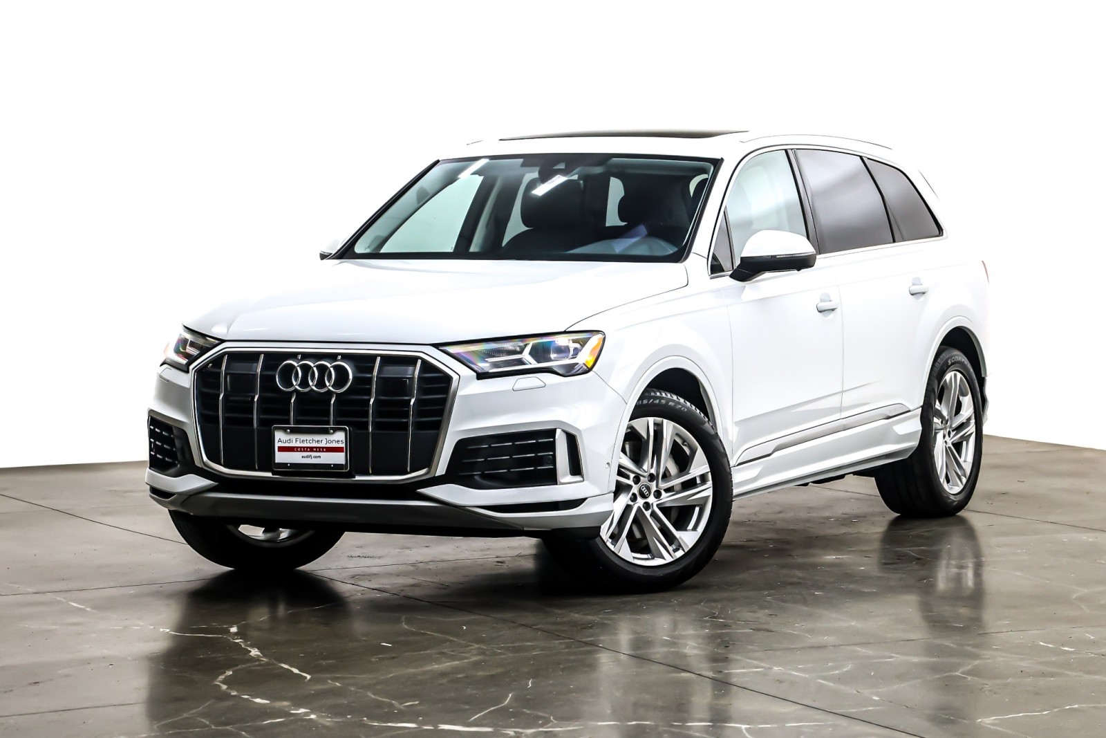 2023 Audi Q7 Premium Plus's photo