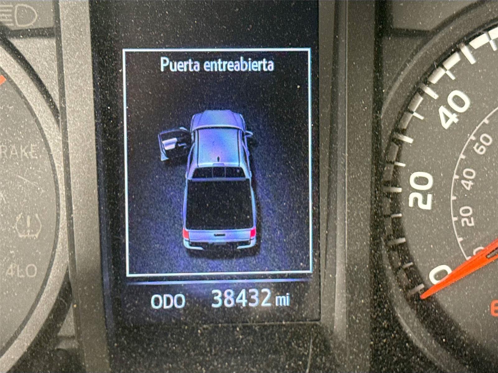2020 Toyota Tacoma SR V6 photo 13