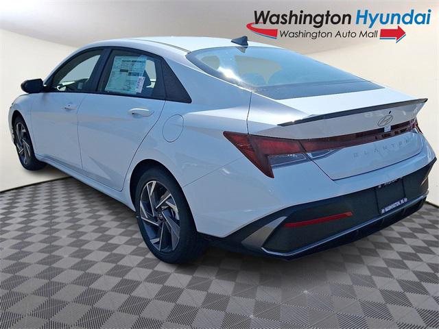 2025 Hyundai Elantra SEL Sport photo 4
