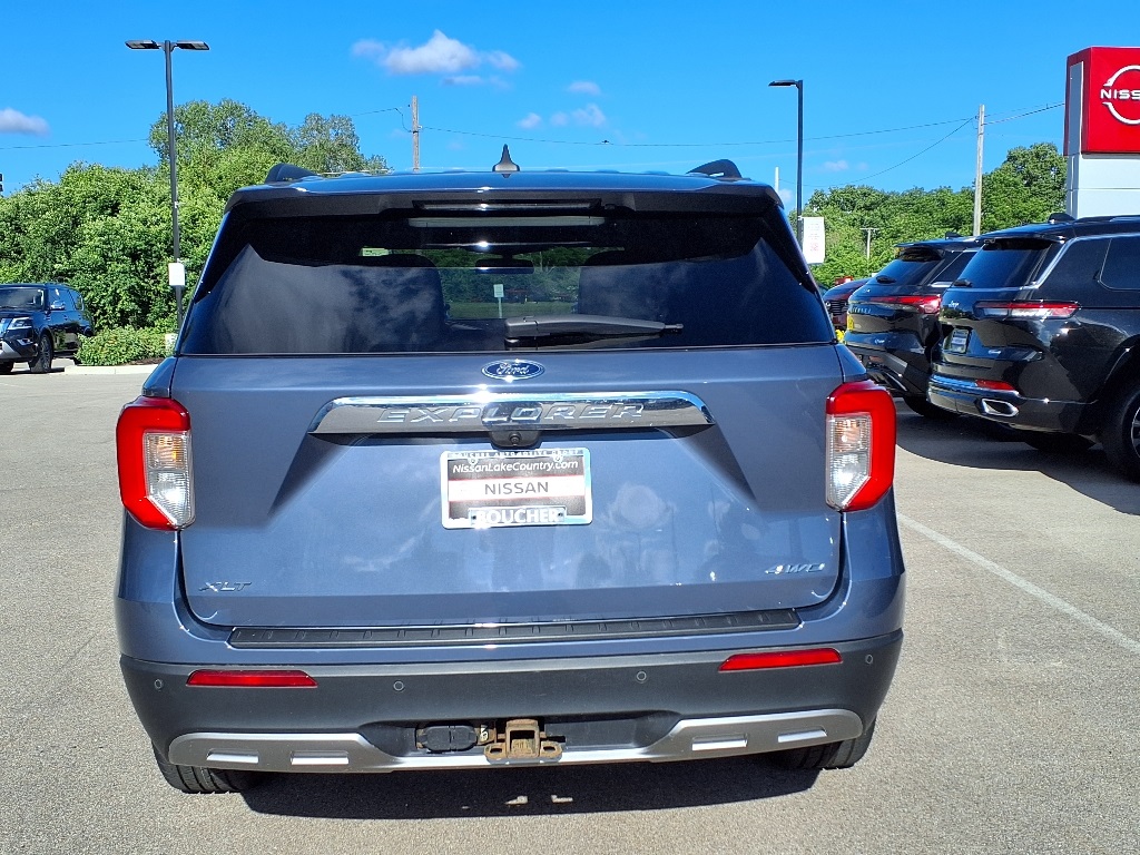 2021 Ford Explorer XLT photo 3
