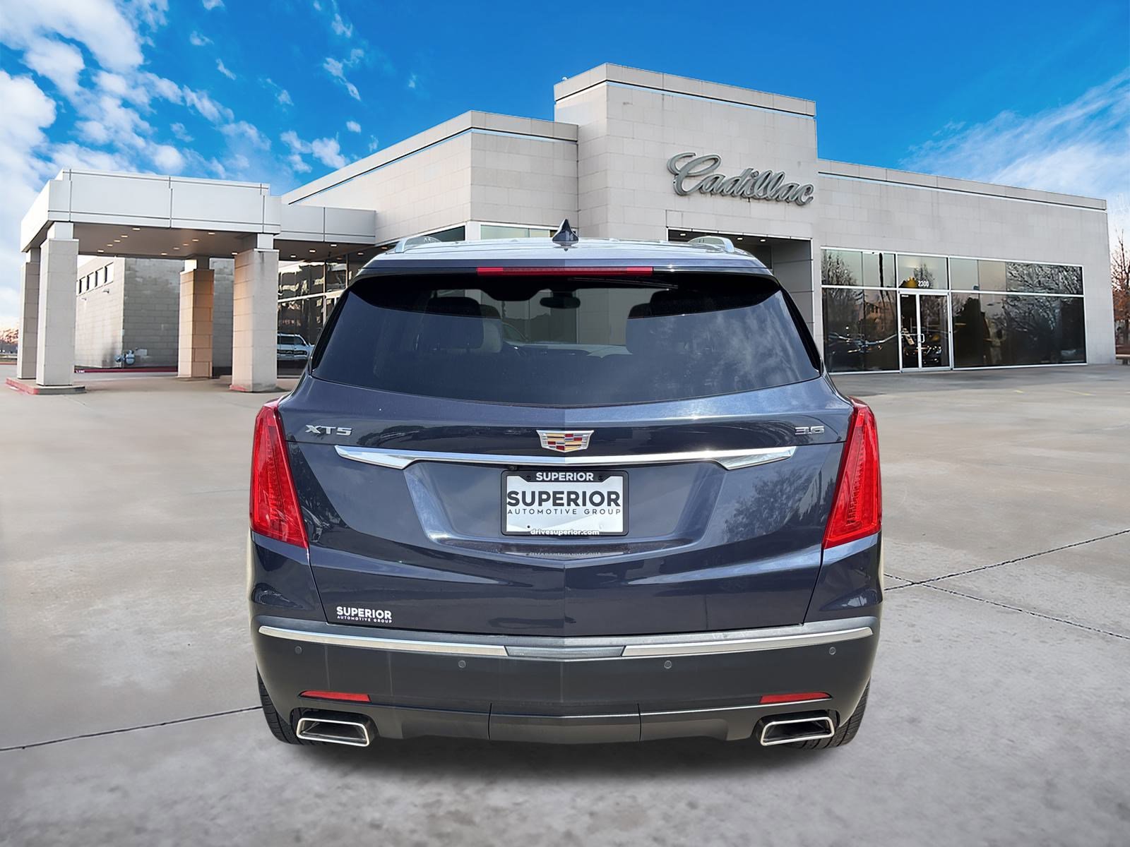 2018 Cadillac XT5 Premium Luxury photo 3