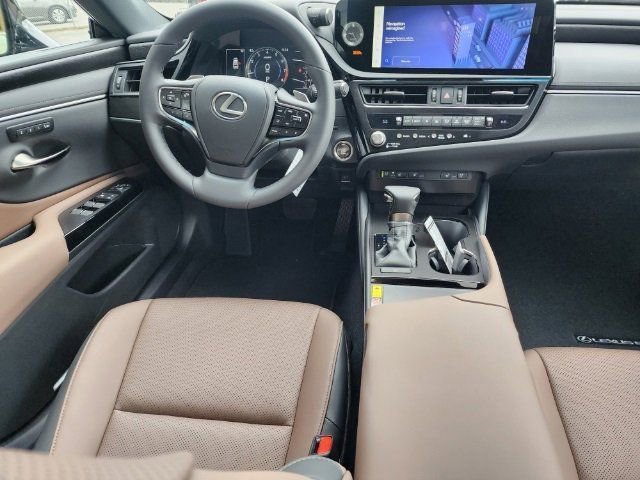 2023 Lexus ES 250 photo 2