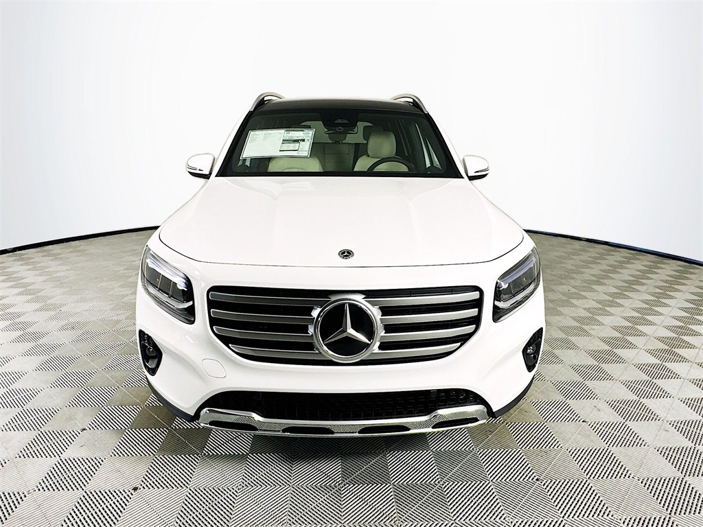 2026 Mercedes Benz GLB 250 photo 2