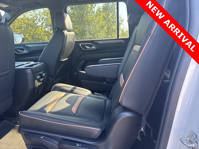 2022 Gmc Yukon XL AT4 photo 9