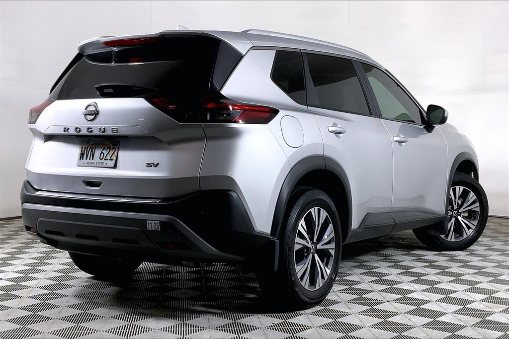 2023 Nissan Rogue SV photo 10