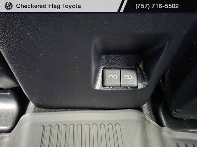 2024 Toyota 4Runner SR5 photo 39