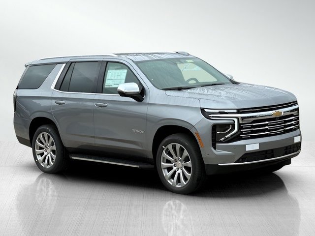 2025 Chevrolet Tahoe Premier photo 2