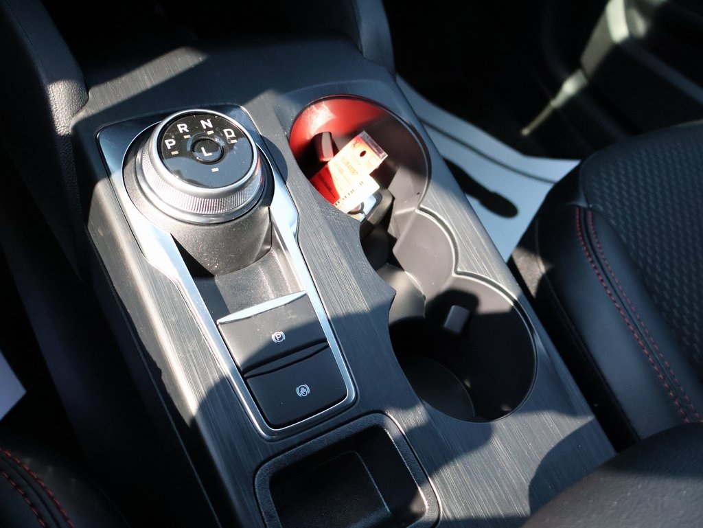 2025 Ford Escape ST-Line Elite photo 37