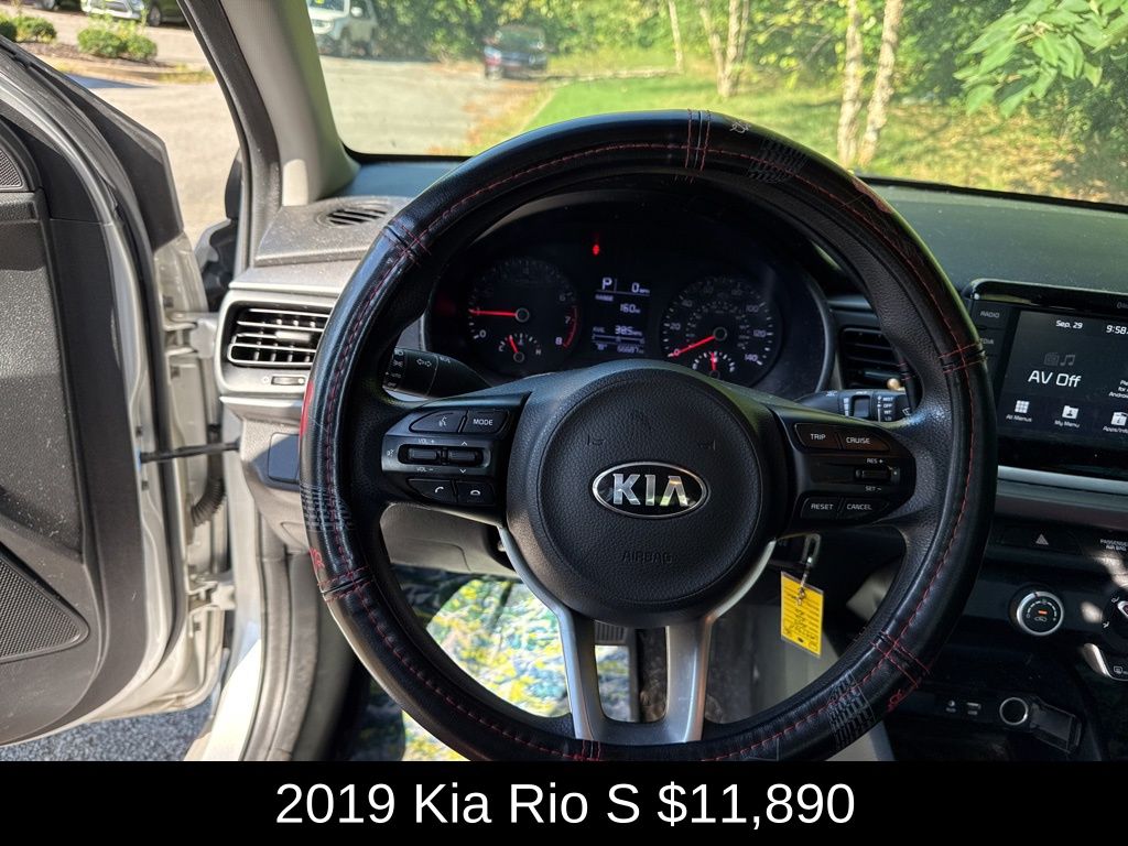 2019 Kia Rio S photo 10