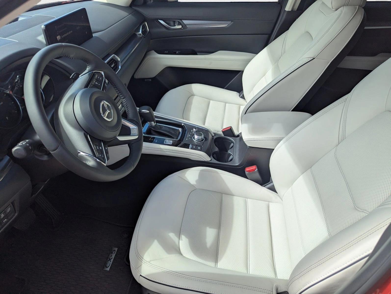 2025 Mazda CX-5 2.5 Premium Plus photo 3