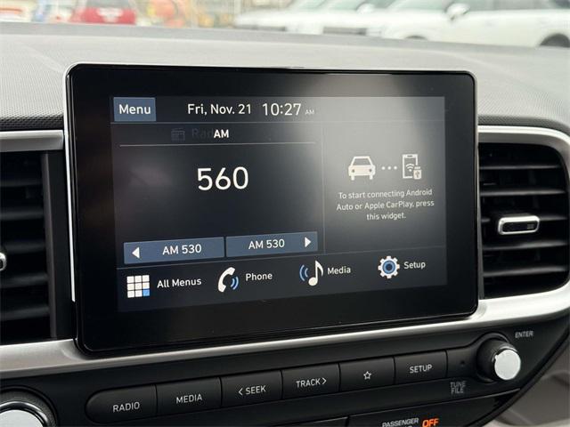 2026 Hyundai Venue SEL photo 2