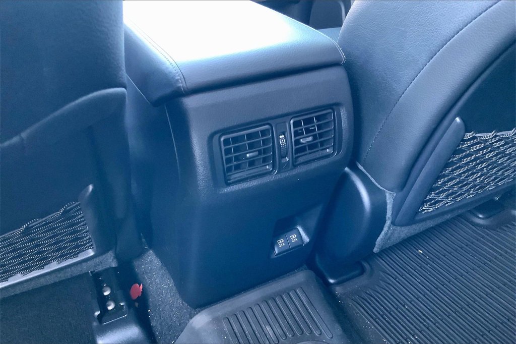 2021 Toyota 4Runner Nightshade Edition photo 33