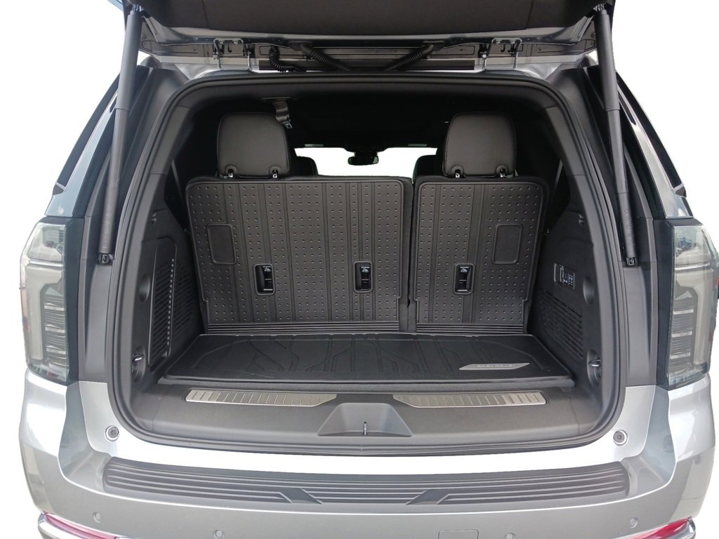 2025 Chevrolet Tahoe Premier photo 27
