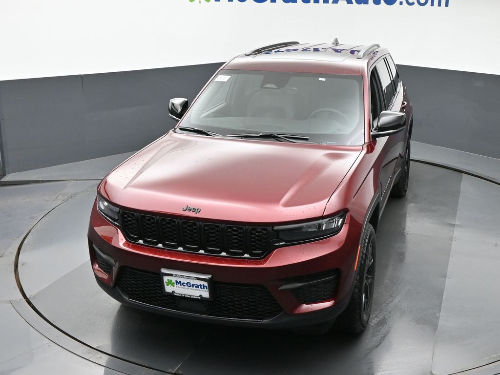 2025 Jeep Grand Cherokee Altitude photo 23