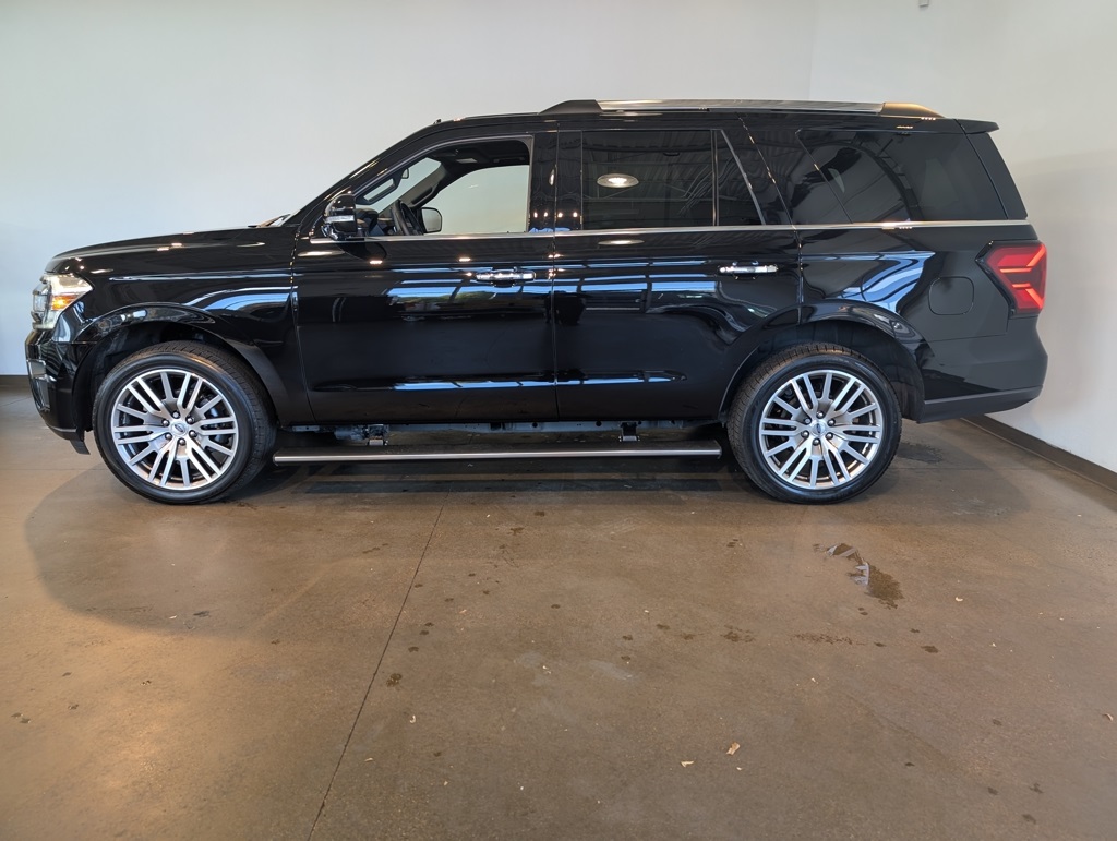 2024 Ford Expedition Limited photo 3