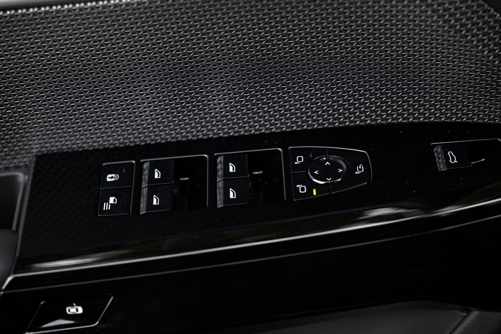 2025 Bmw 740i photo 17