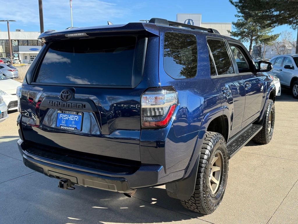 2015 Toyota 4Runner Limited photo 4