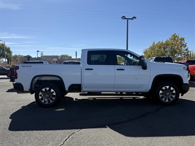 2024 Chevrolet Silverado 2500HD Custom photo 4