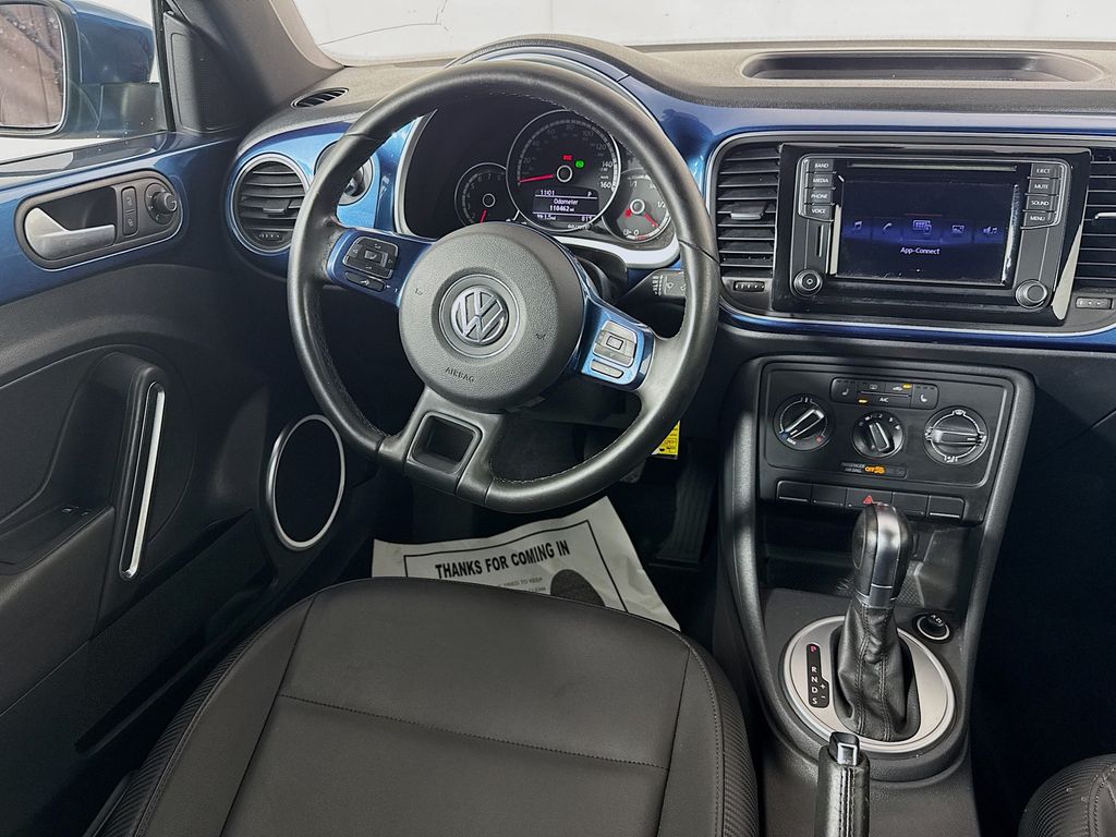 2016 Volkswagen Beetle 1.8T SE photo 20