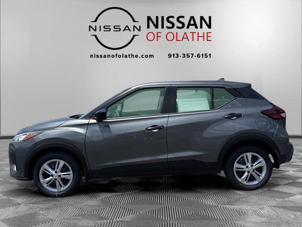 2025 Nissan Kicks Play S photo 14