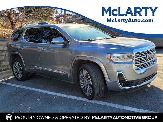 2022 GMC Acadia Denali's photo