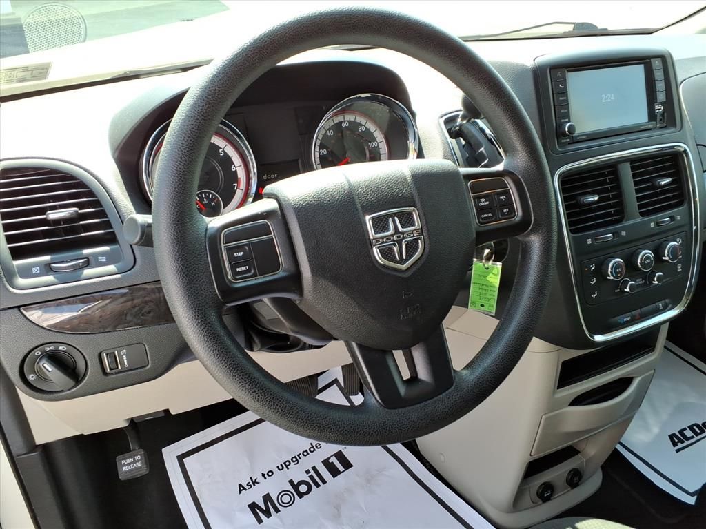 2019 Dodge Grand Caravan SE photo 8