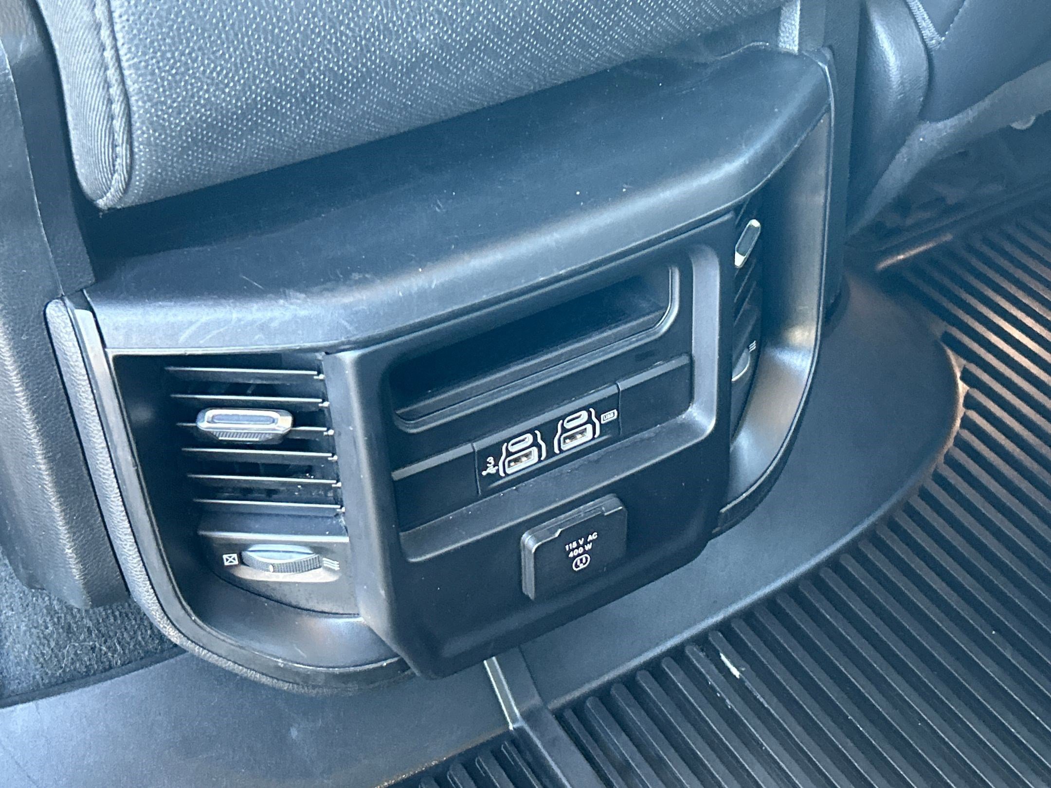 2020 Ram 1500 Laramie photo 25