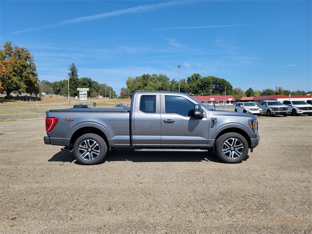 2023 Ford F-150 XL photo 4