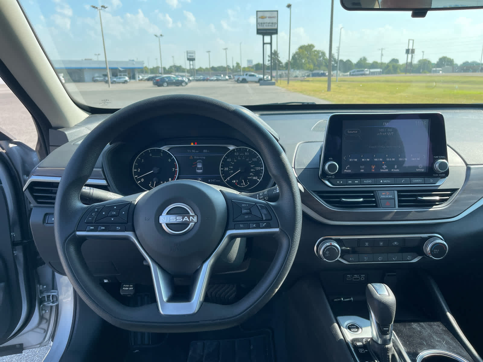 2024 Nissan Altima 2.5 SV photo 9