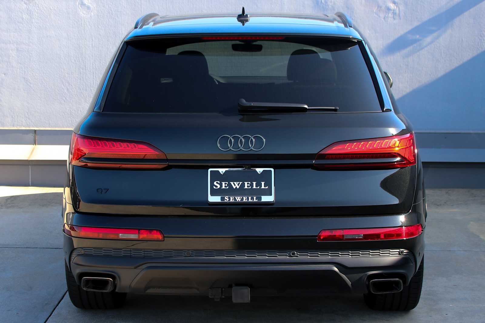 Certified Used 2025 Mythos Black Metallic Audi Prestige image 3