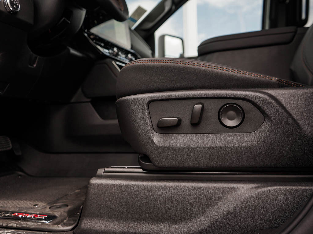 2025 Gmc Sierra 3500 HD AT4 photo 14