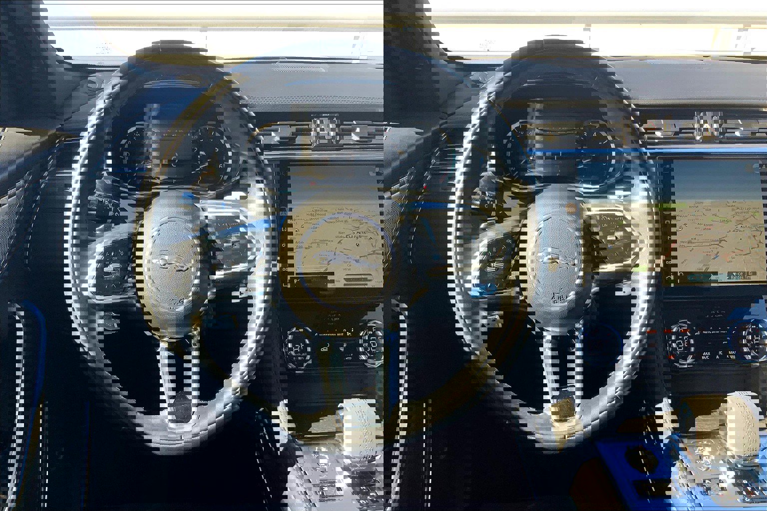 2022 Jaguar F-PACE P250 S photo 4