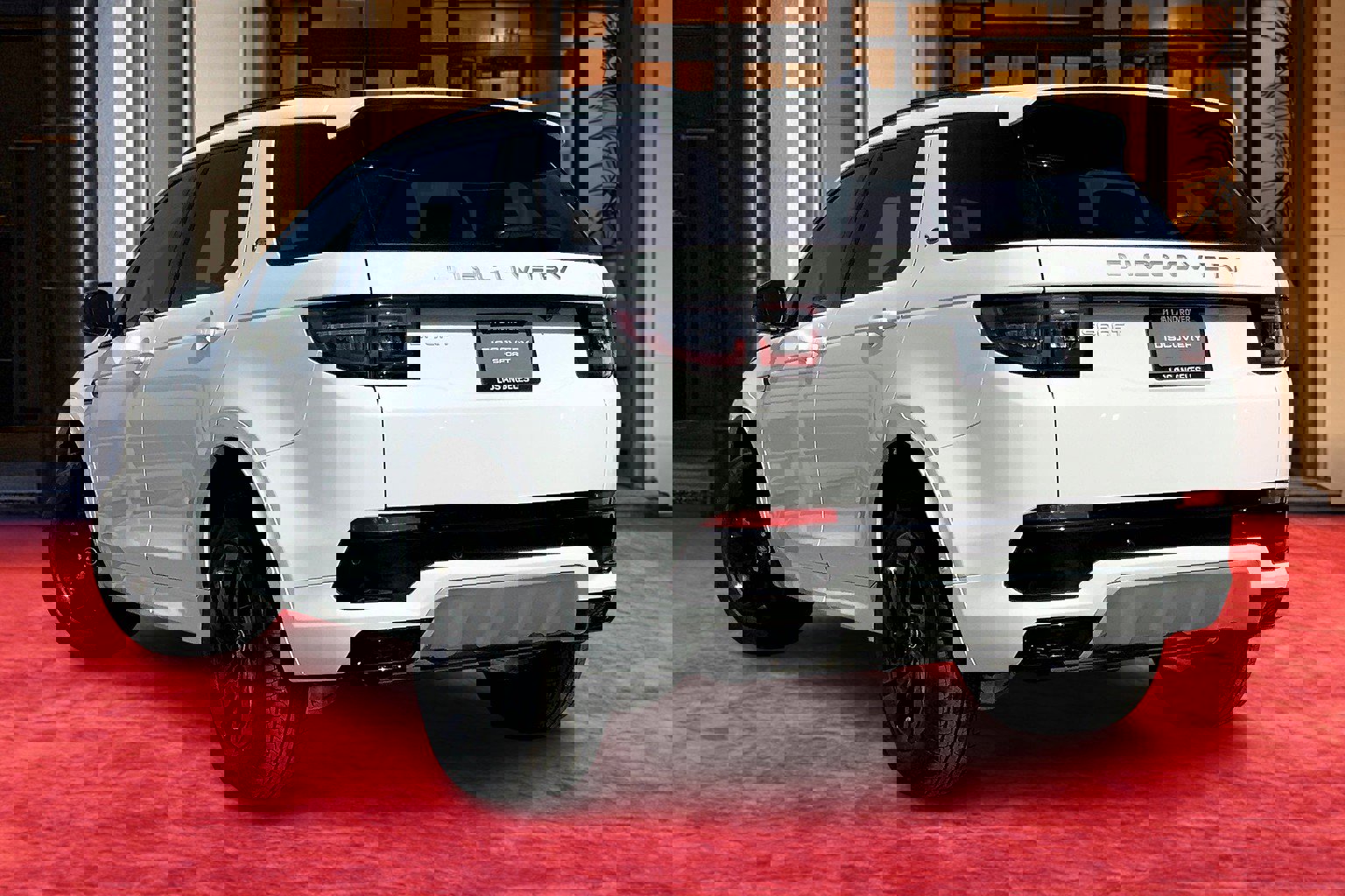 2025 Land Rover Discovery Sport S photo 2