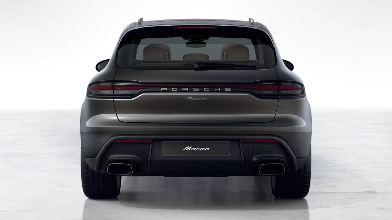 2026 Porsche Macan Base photo 7