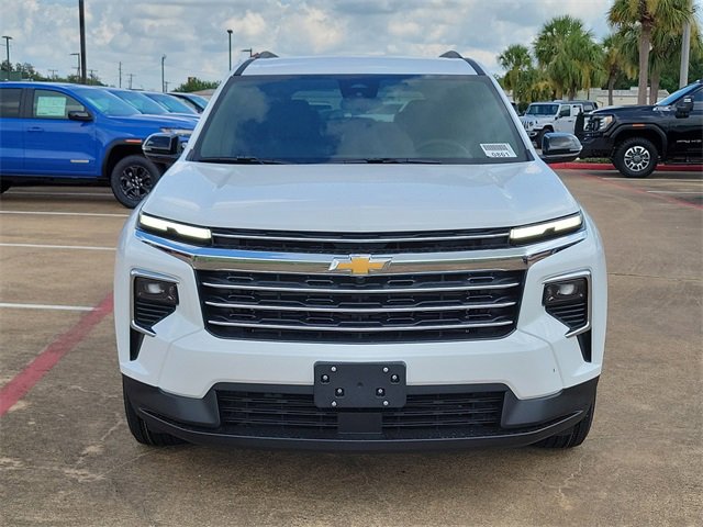 2026 Chevrolet Traverse 1LT photo 2