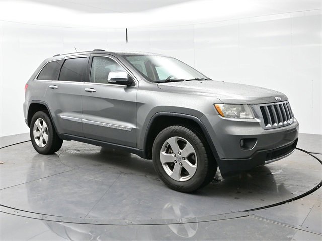 2013 Jeep Grand Cherokee Limited's photo