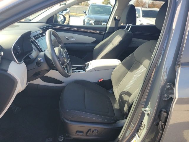 2024 Hyundai Tucson SEL photo 2