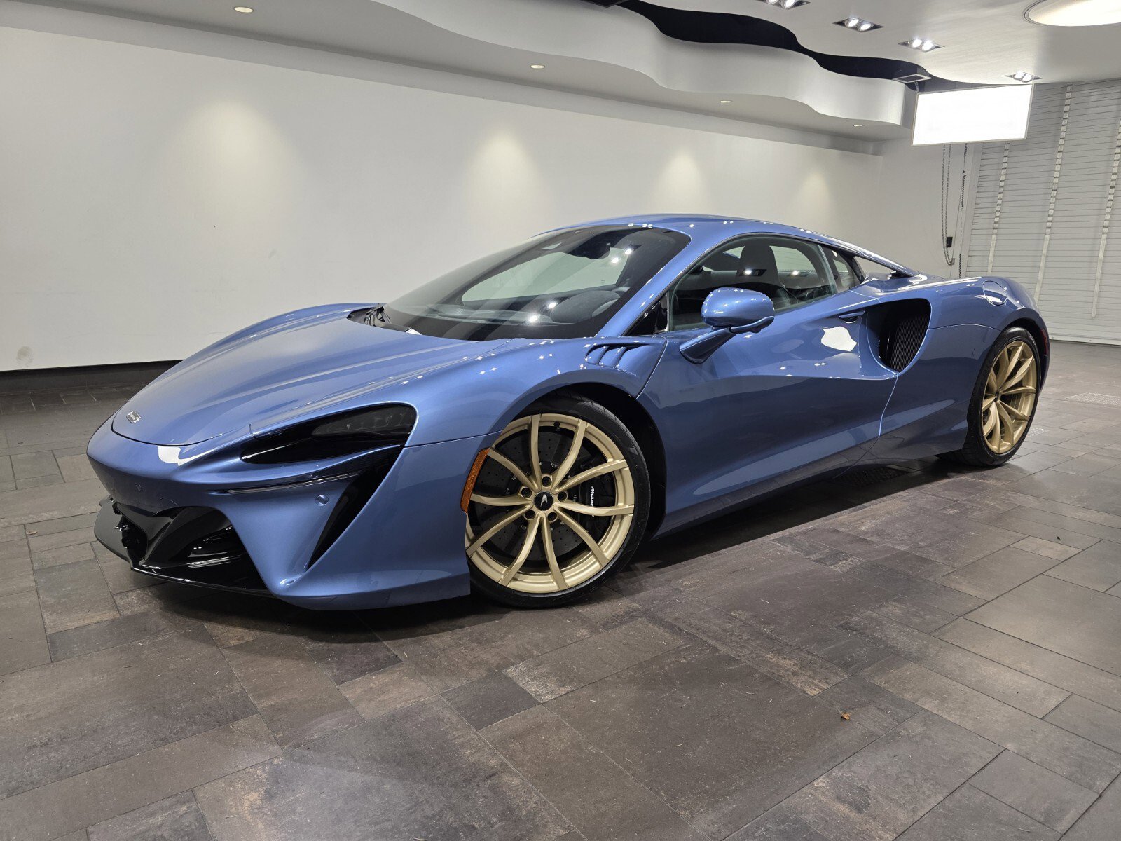 2026 McLaren Artura Performance's photo