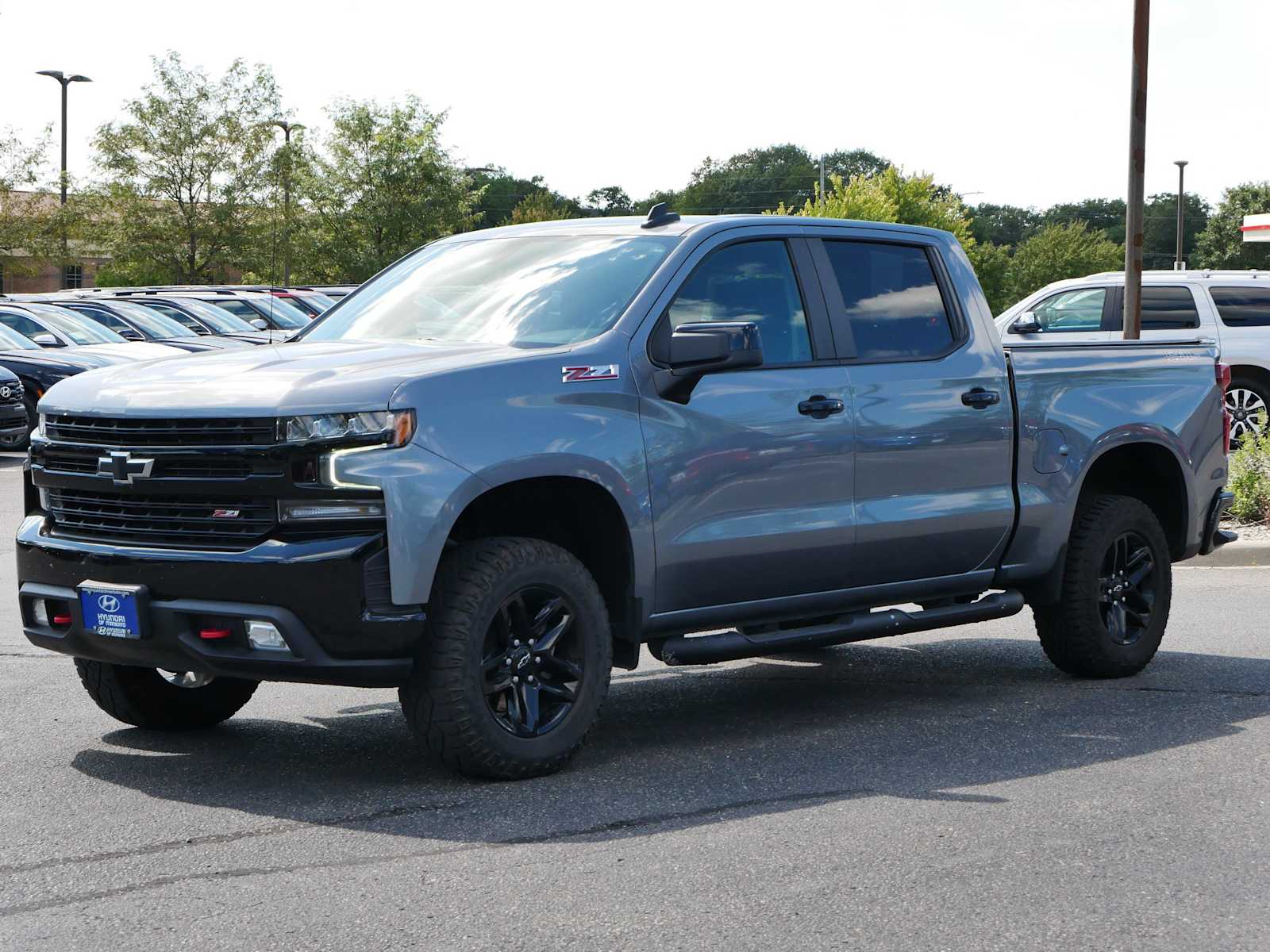 Used 2021 Chevrolet Silverado 1500 LT Trail Boss with VIN 1GCPYFED3MZ351833 for sale in Mankato, Minnesota