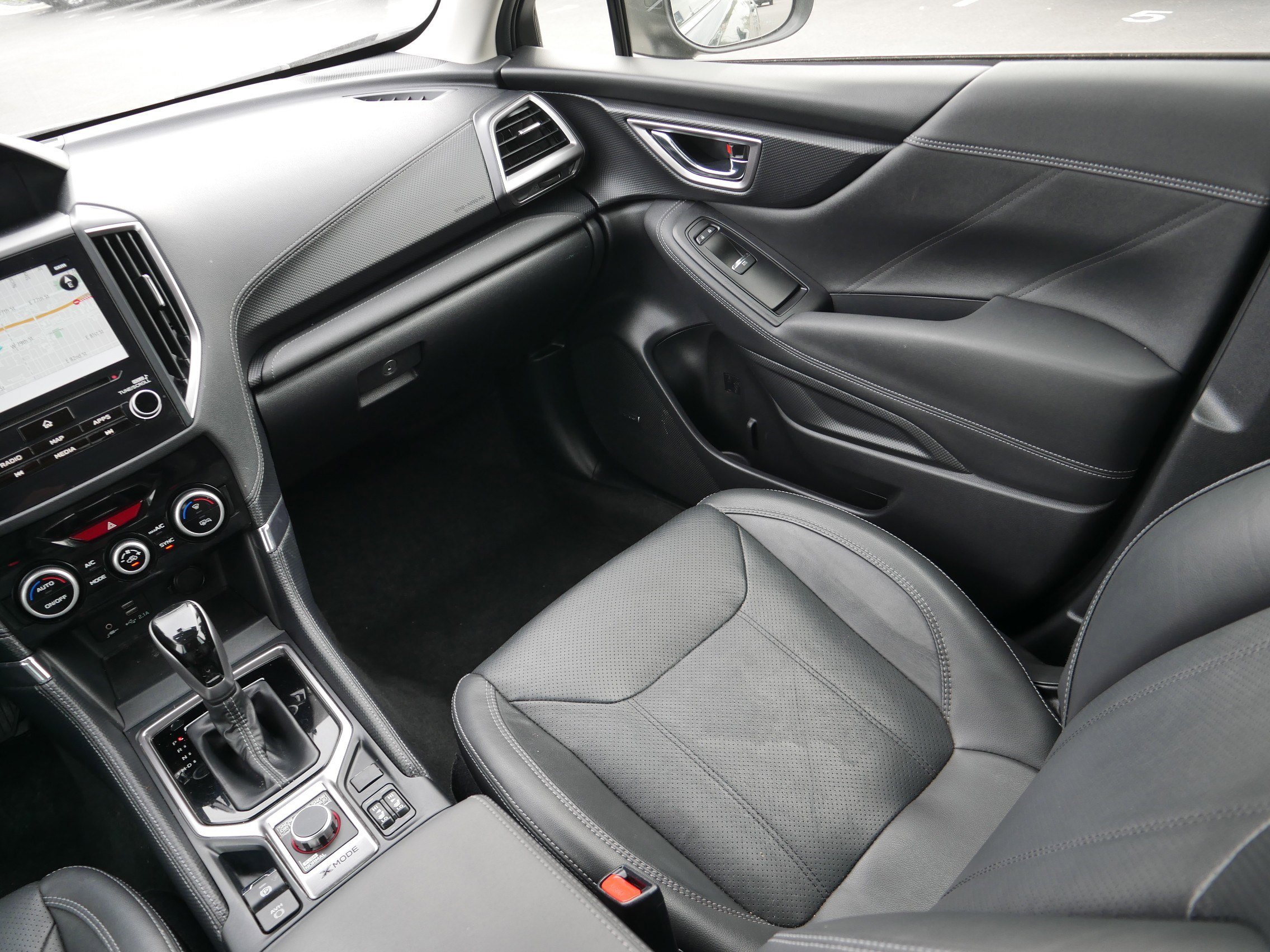 2023 Subaru Forester Touring photo 11