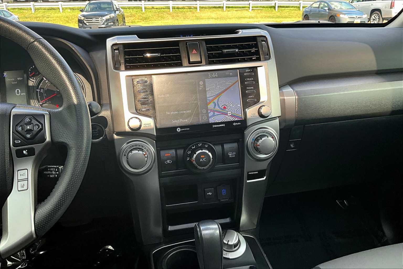 2021 Toyota 4Runner SR5 Premium photo 6