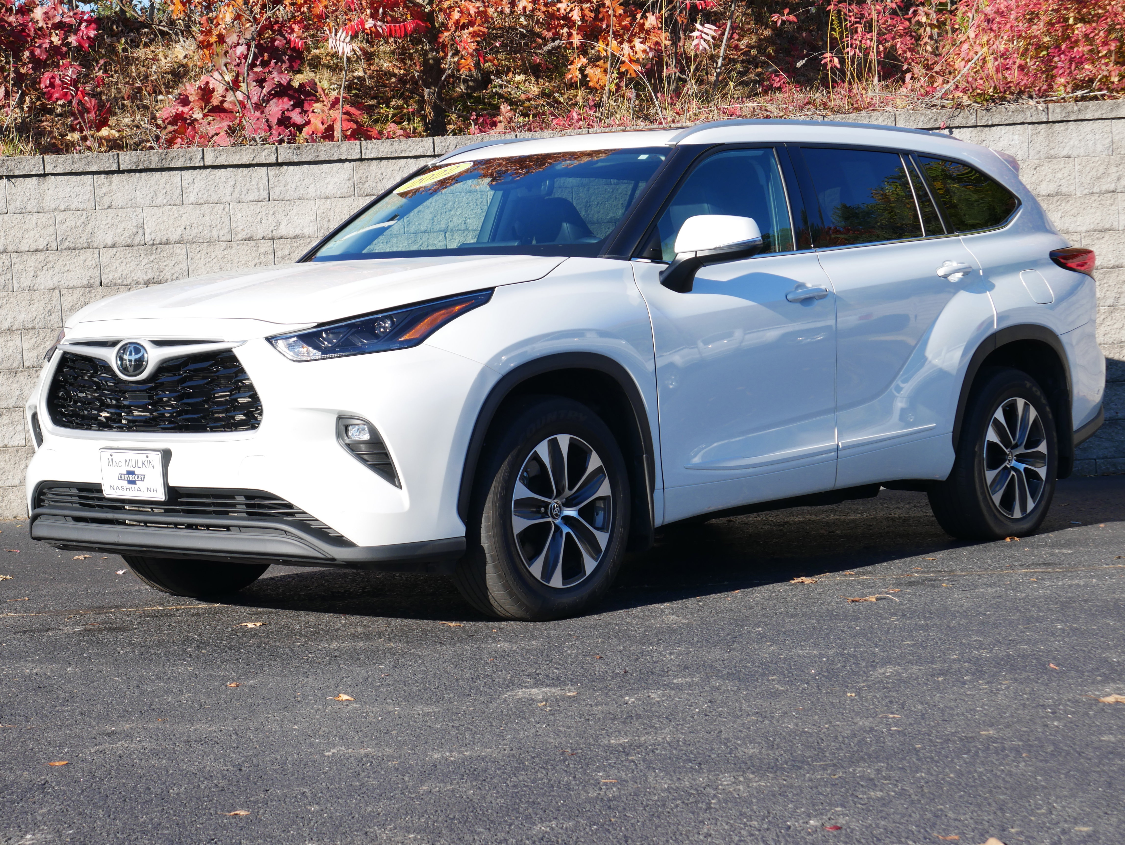 2022 Toyota Highlander XLE's photo