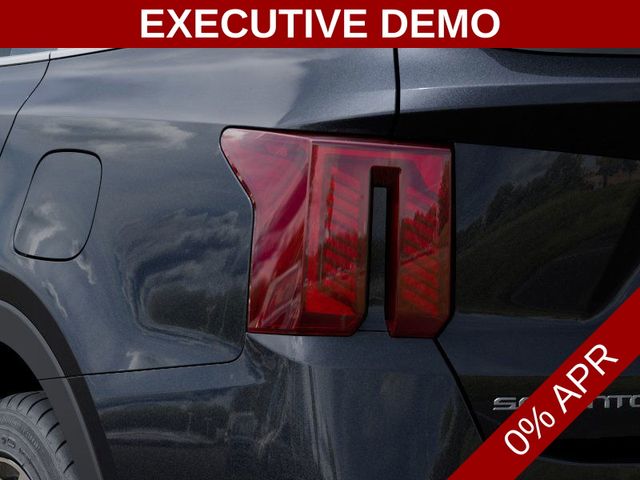 2025 Kia Sorento SX photo 2