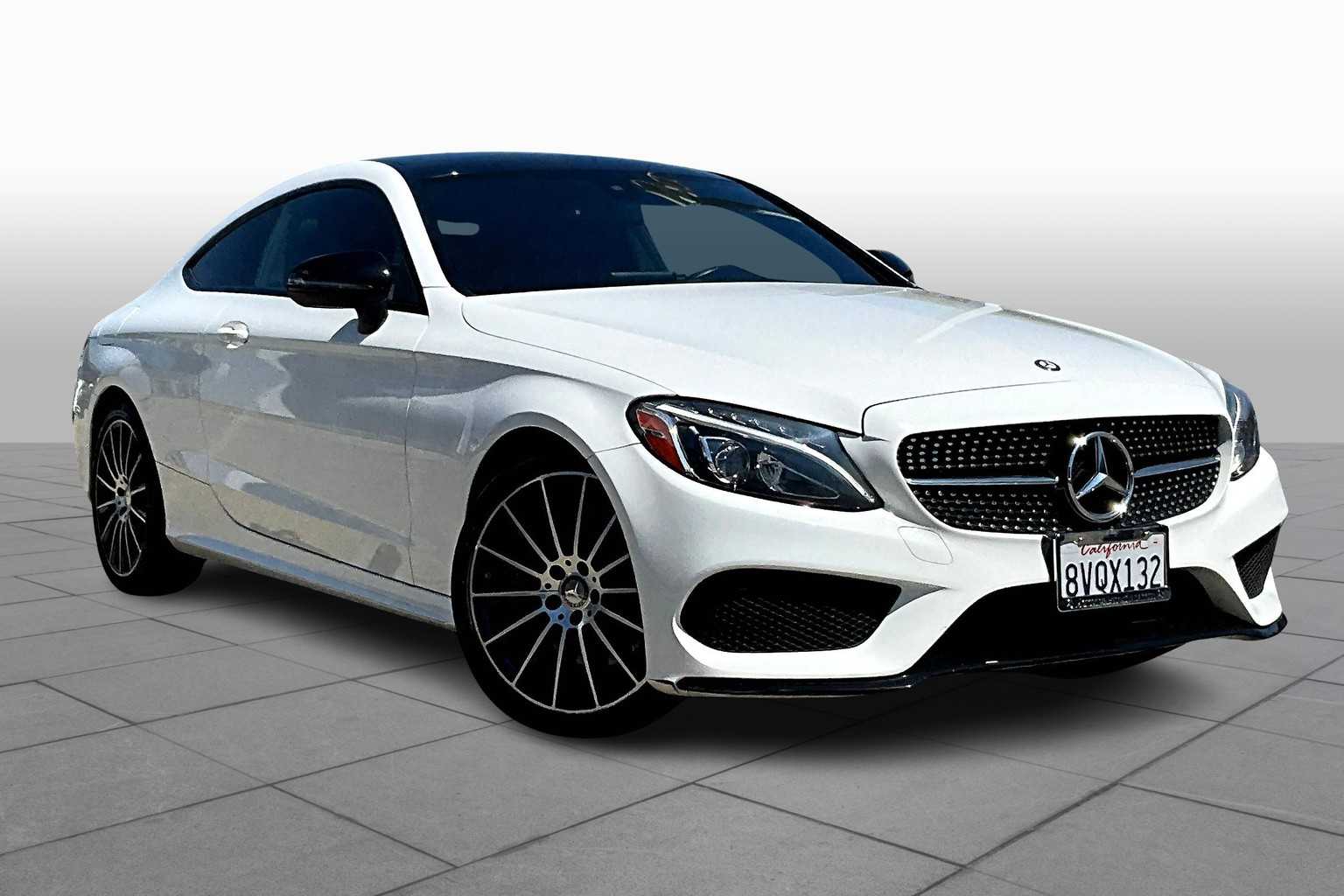 2017 Mercedes Benz C 300 photo 2