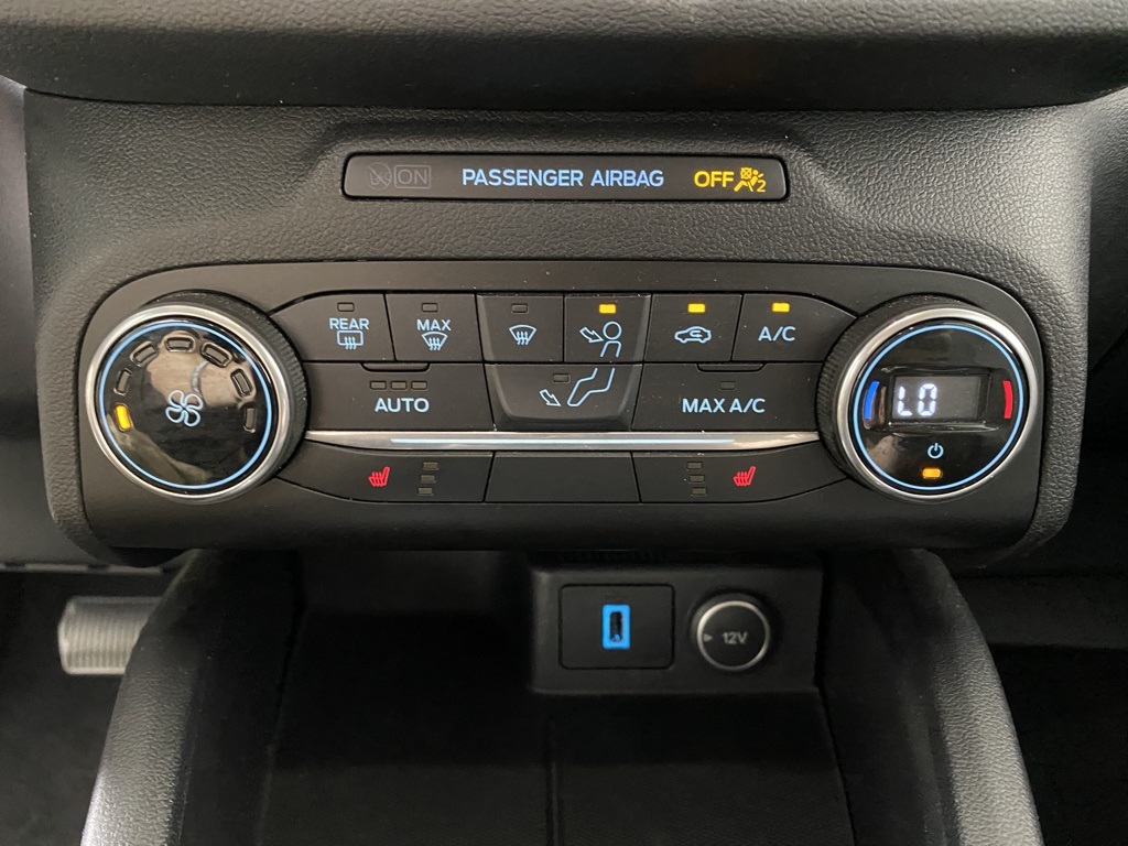 2020 Ford Escape SE photo 18