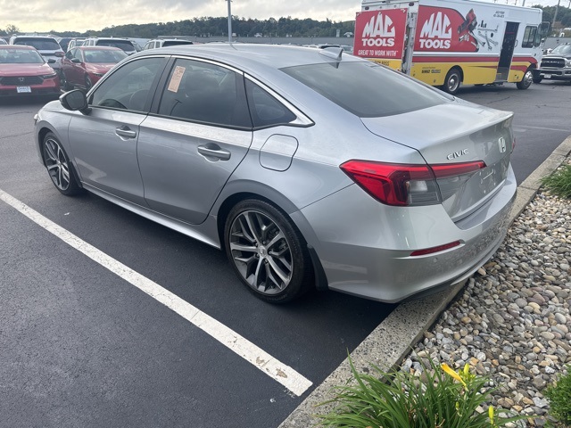 2024 Honda Civic Touring photo 4