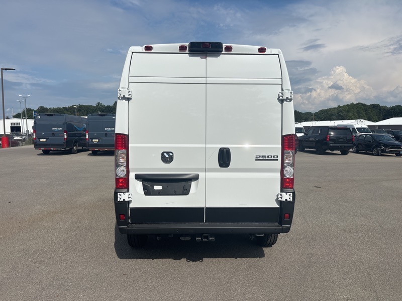2025 Ram ProMaster 2500 photo 2