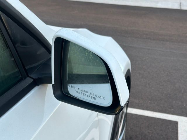 2023 Tesla Model Y Long Range photo 13
