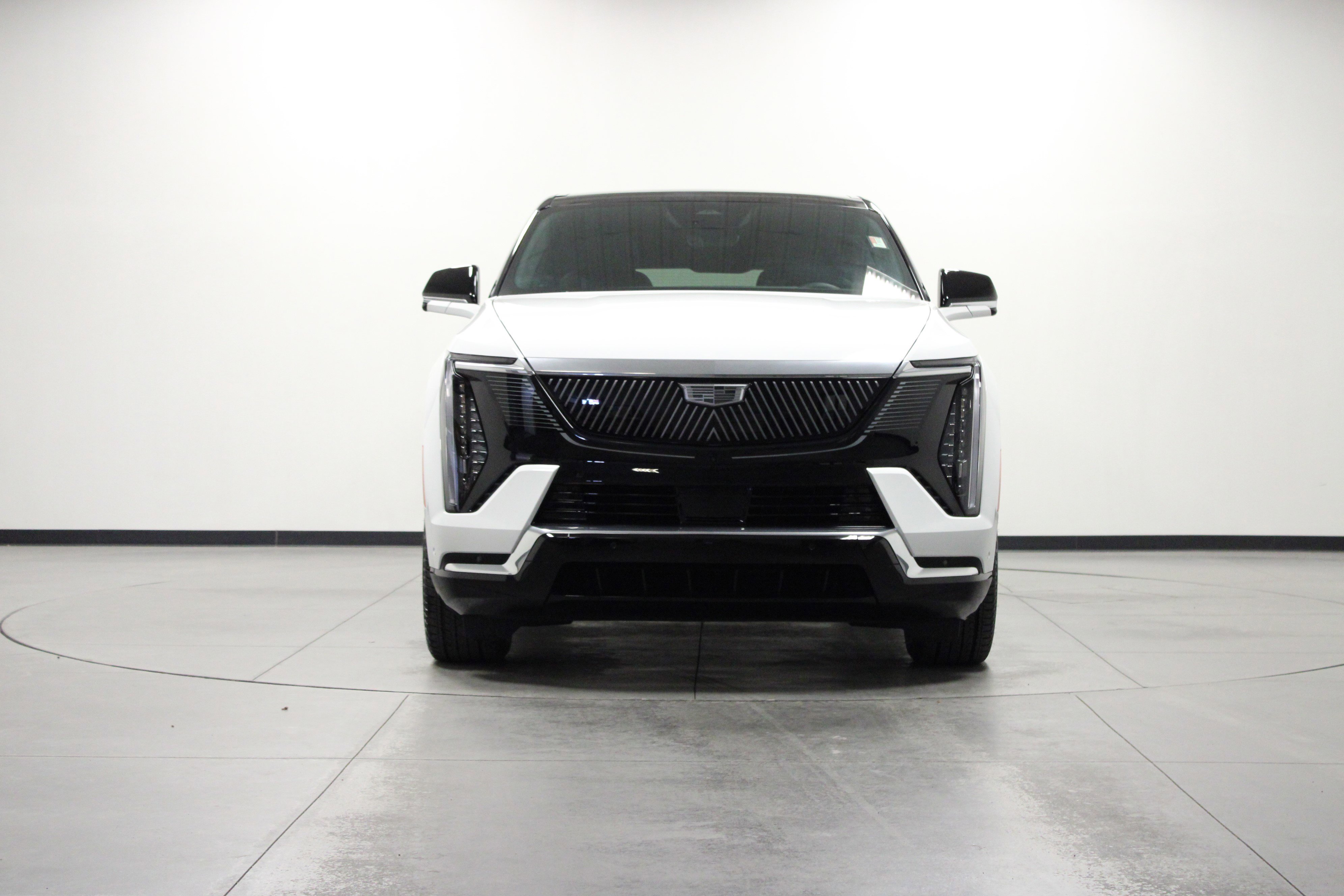 2025 Cadillac Escalade IQ Luxury photo 8